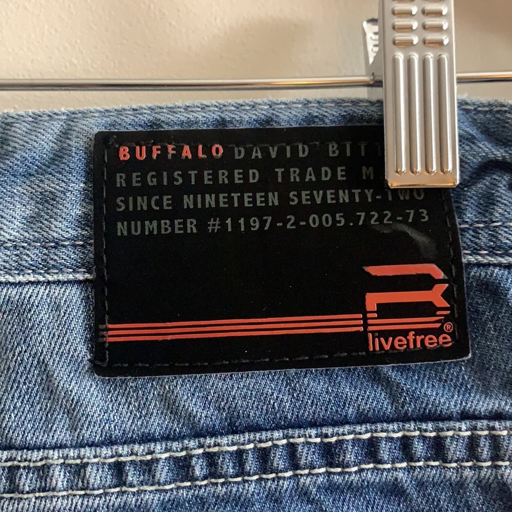 Jeans - Picture 7 of 7